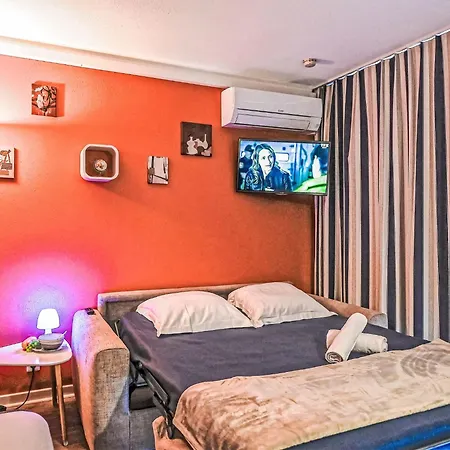 Apartamento Le Hameau - M4 333 By Interhome Saint-Raphaël