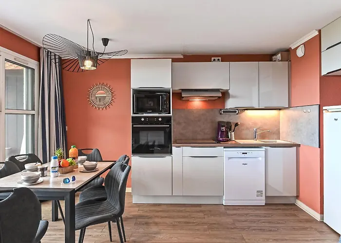 Le Hameau - M4 333 By Interhome Сен-Рафаэль